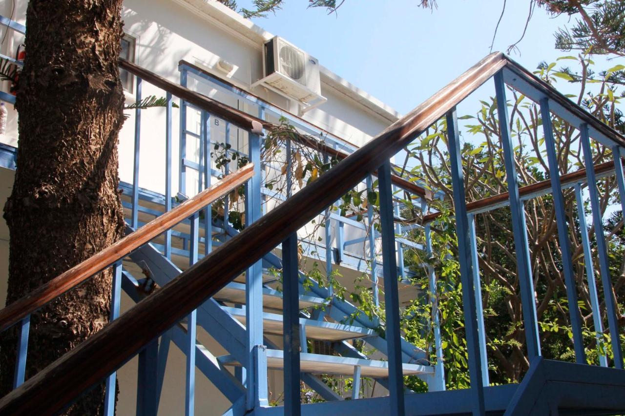 Milios Studios Megálon Choríon Buitenkant foto