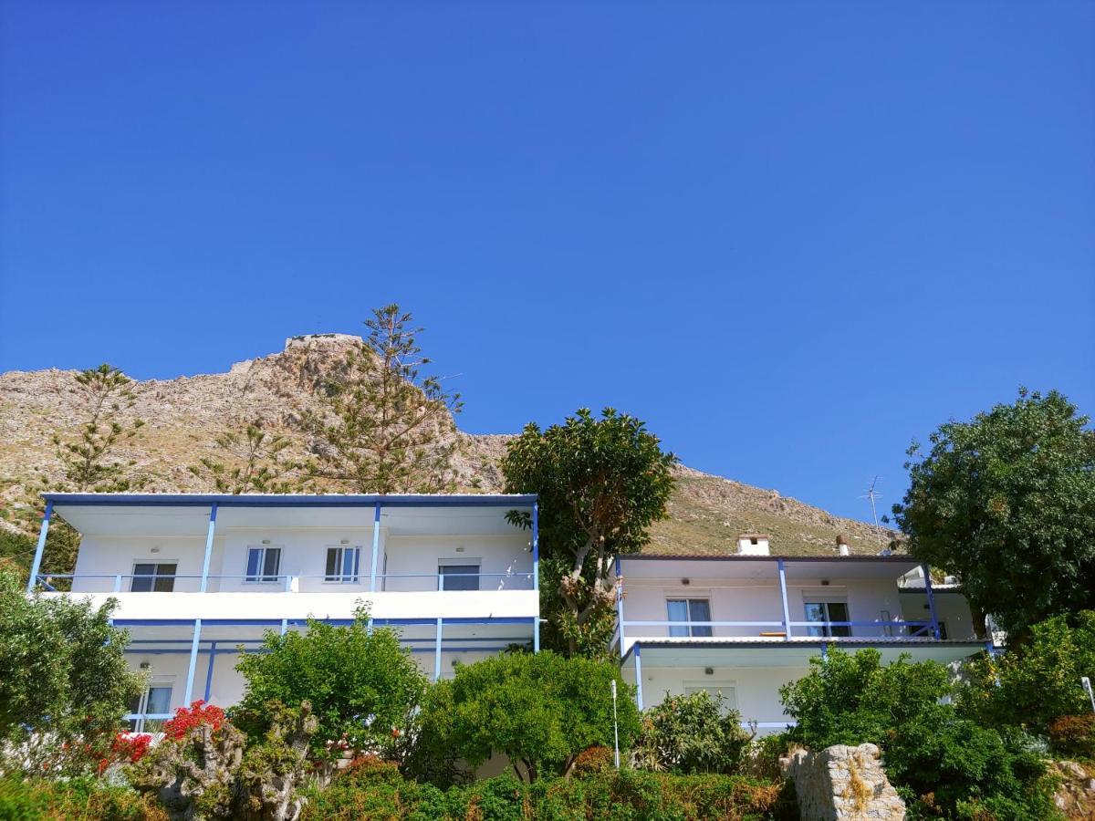 Milios Studios Megálon Choríon Buitenkant foto